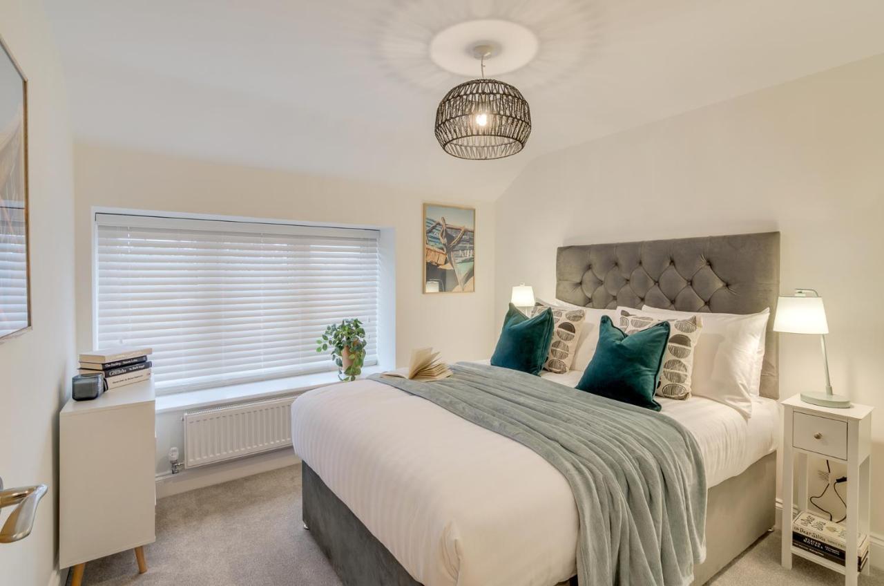 Spacious 6-bed Home, Near The Norfolk Broads Clippesby