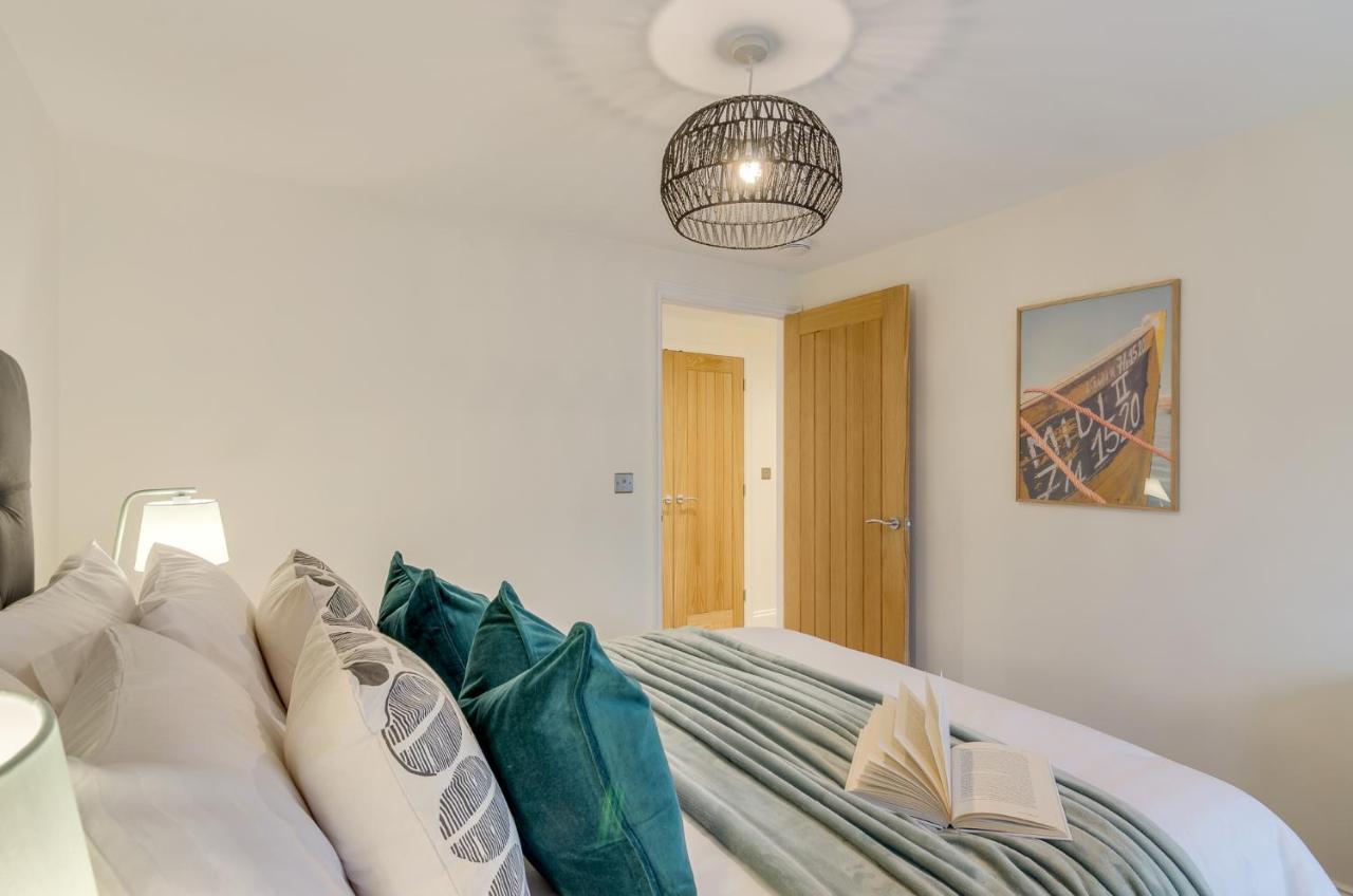 Spacious 6-bed Home, Near The Norfolk Broads * Clippesby