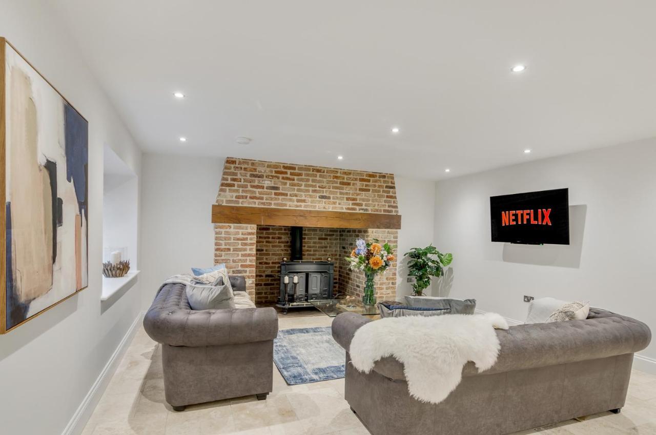 Holiday home Spacious 6-bed Home, Near The Norfolk Broads